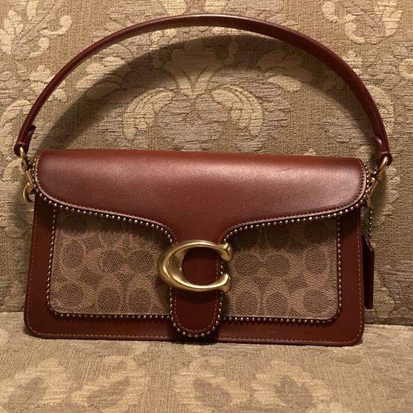 Purse - Picture 1 of 1